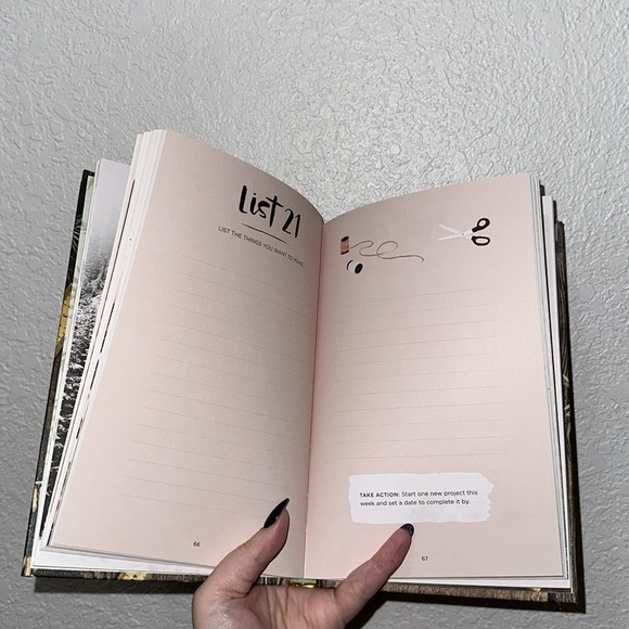 New “The 52 Lists Project” Book/Journal by Moorea Seal - Picture 3 of 5